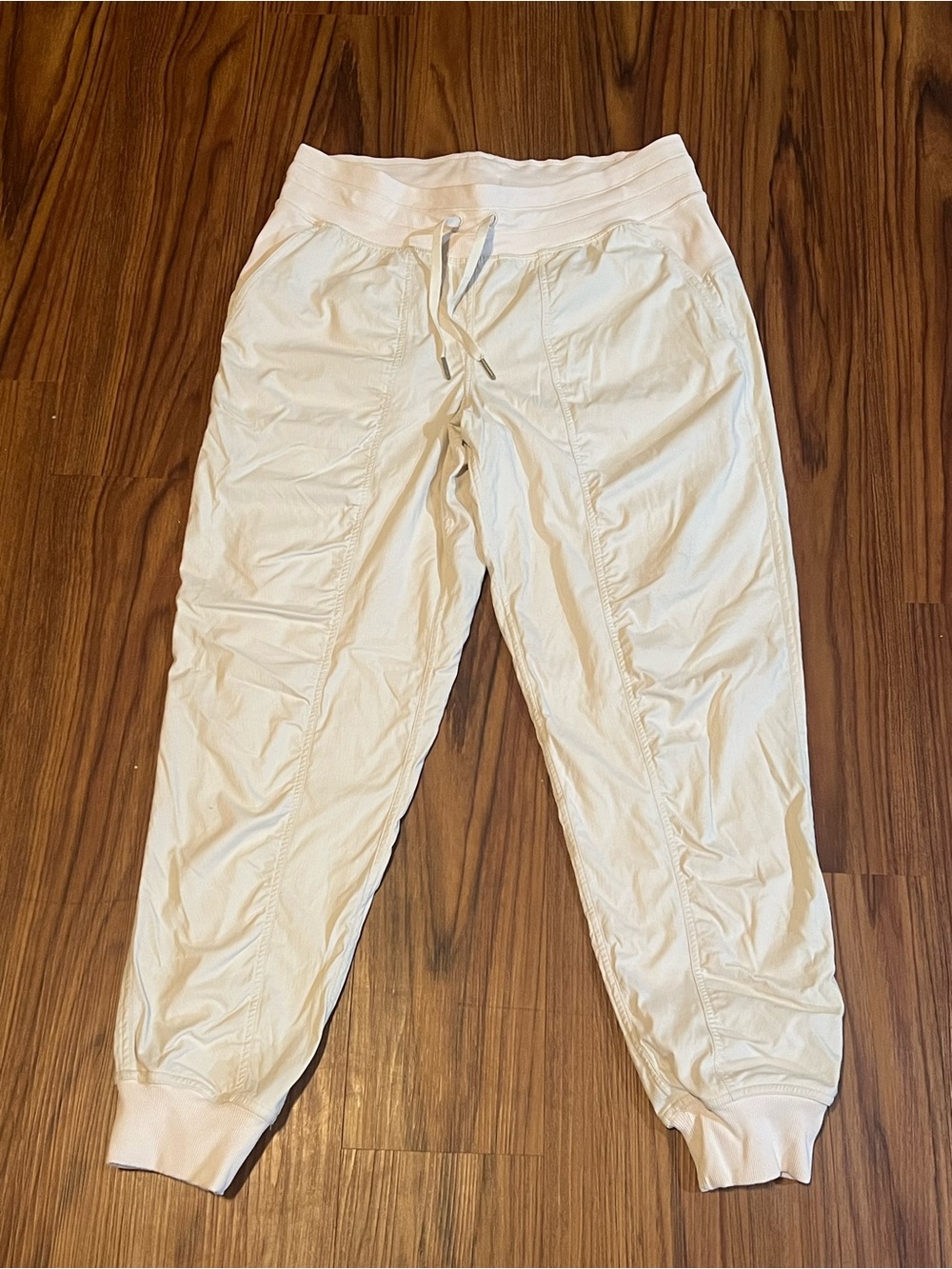 Lululemon Jogger Bottoms - Drawstring & Rib Cuff